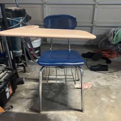 student chair desk