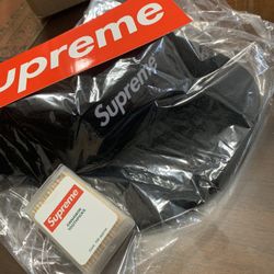 Supreme Hat Black