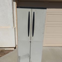 Garage cabinet