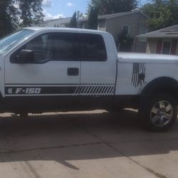 Ford F-150 2006 New Spark Plugs Coils New Oil Change New Starter