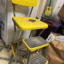 Cosco Vintage Kitchen Chair