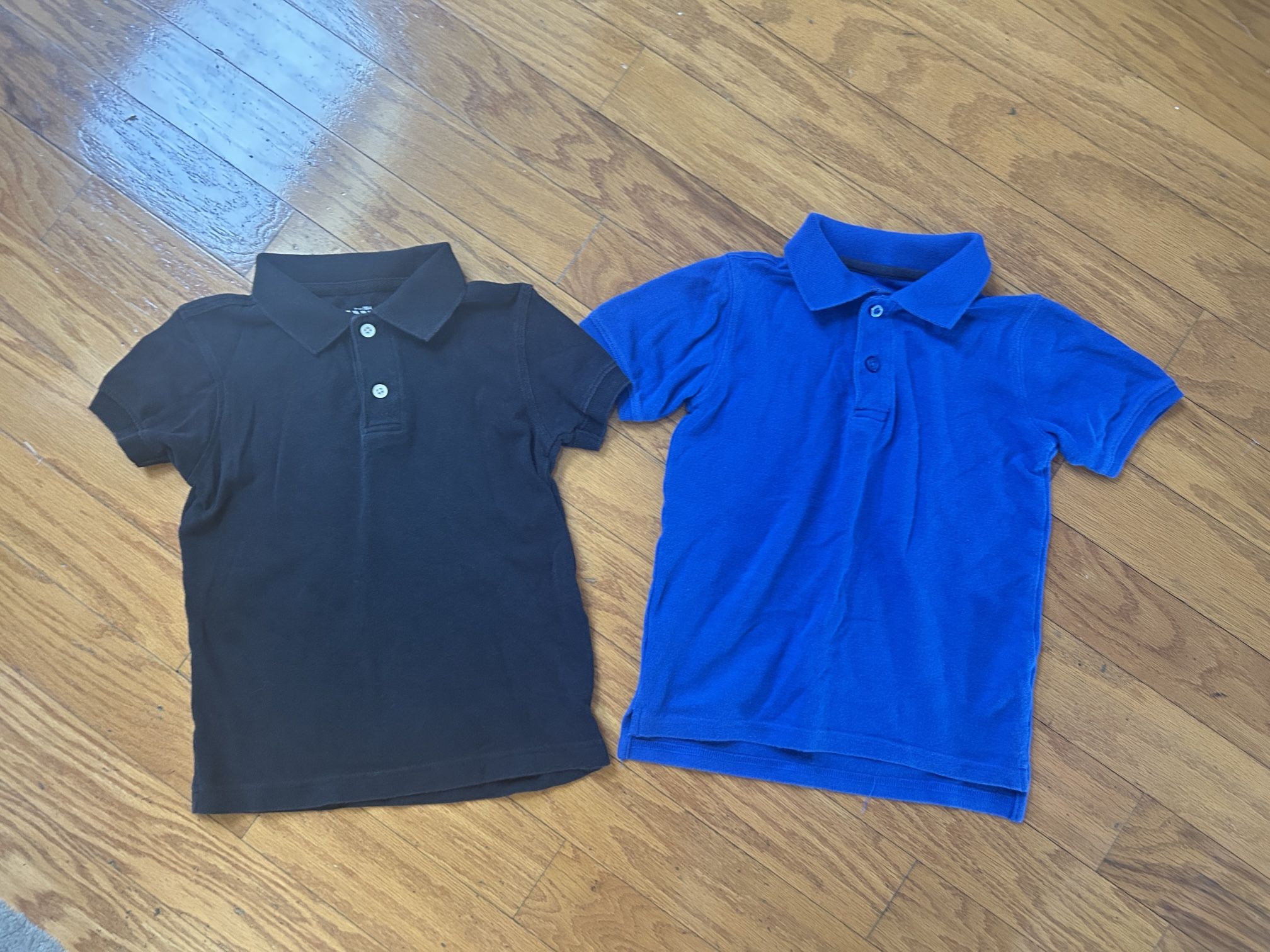 Boys polo uniform shirt 2 pack size XS 4/5
