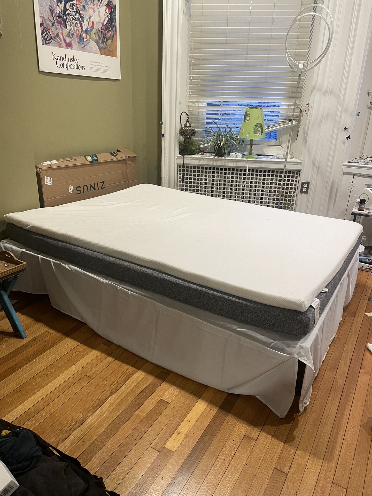 Queen Bed With Memory Foam Mattress Nearly New