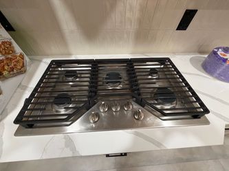 Stainless Steel 5-Burner Gas Cooktop 36”