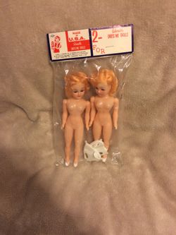 Vintage Dress Me Dolls!