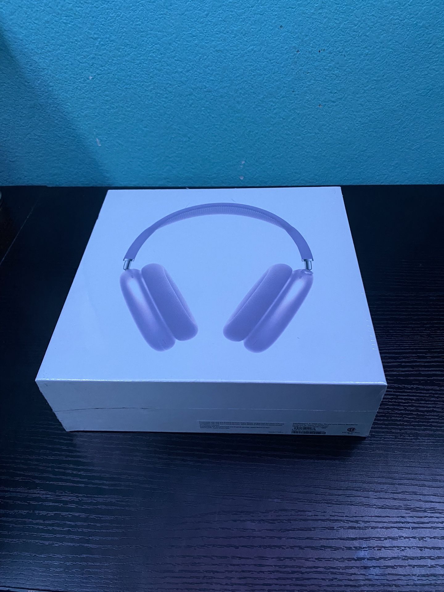 AirPods Max Color Purple