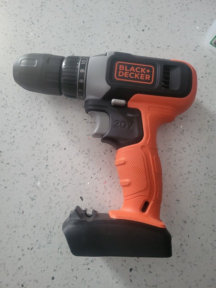 BLACK AND DECKER 20 VOLT DRILL ONLY USED 1x. TOOL ONLY
11525 S HALSTED DUNKIN DONUTS
15$ CASH ONLY AS IS