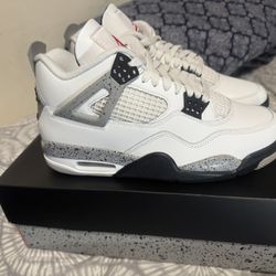 Jordan 4 Retro 