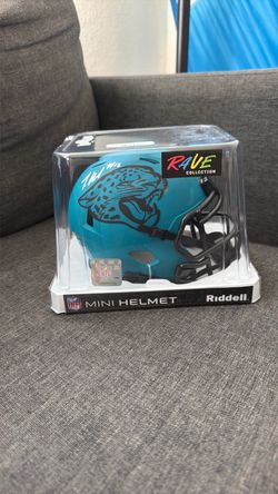 RAVE Riddell Jacksonville Jaguars Mini Helmet Signed By Travis Hunter #12