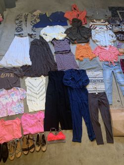 Women's clothing lot size small for Sale in Everett, WA - OfferUp