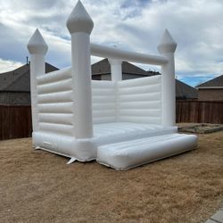 Bounce House 