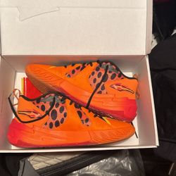 Cheetos Scoot Basketball Shoes 