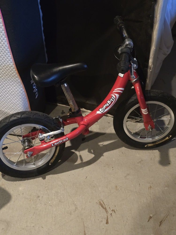2 Kids/ Toddler Bikes