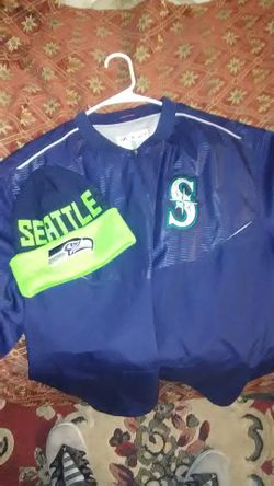 Beanie &wind breaker