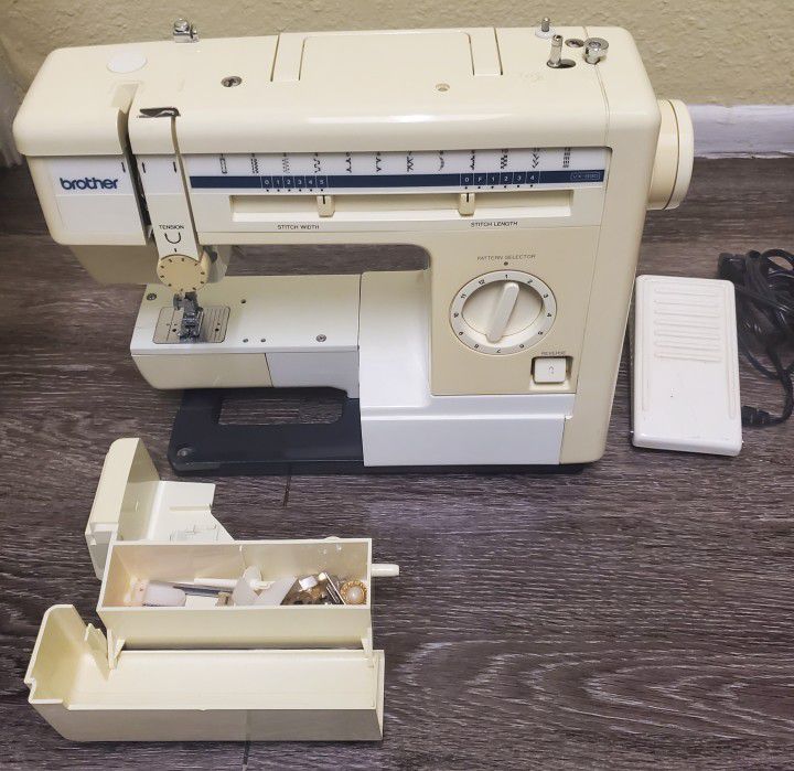 Brother GX37 Sewing Machine for Sale in San Antonio, TX - OfferUp