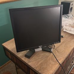 Dell 19" Monitor - Free