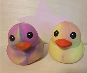 Squeezey ducks!!🐥
