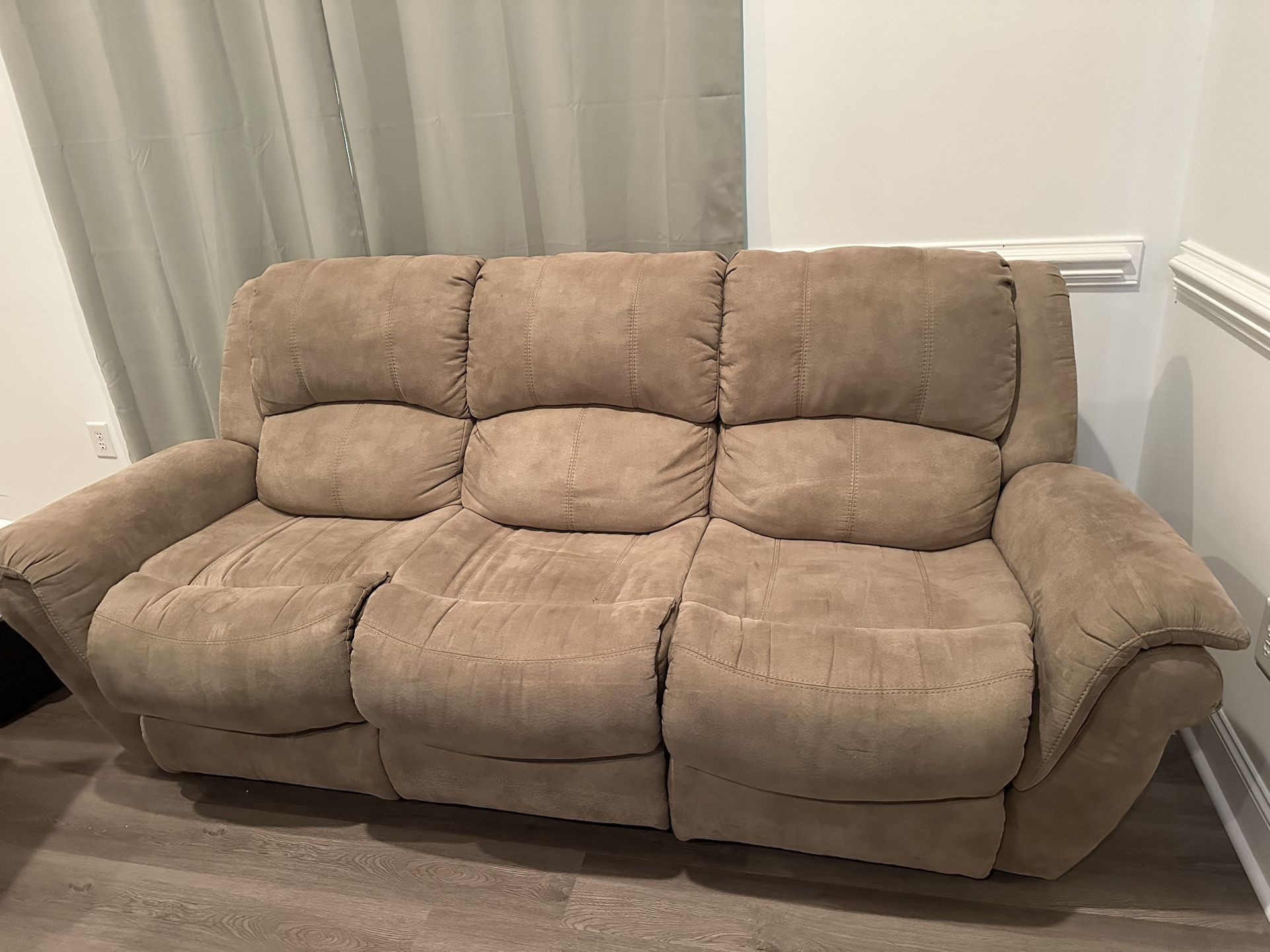 Tan Reclining Couch/ Sofa 