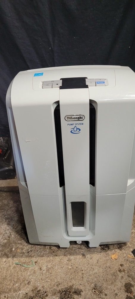 💧💧💦Delonghi dehumidifier 💦💧...
70 Pint💦