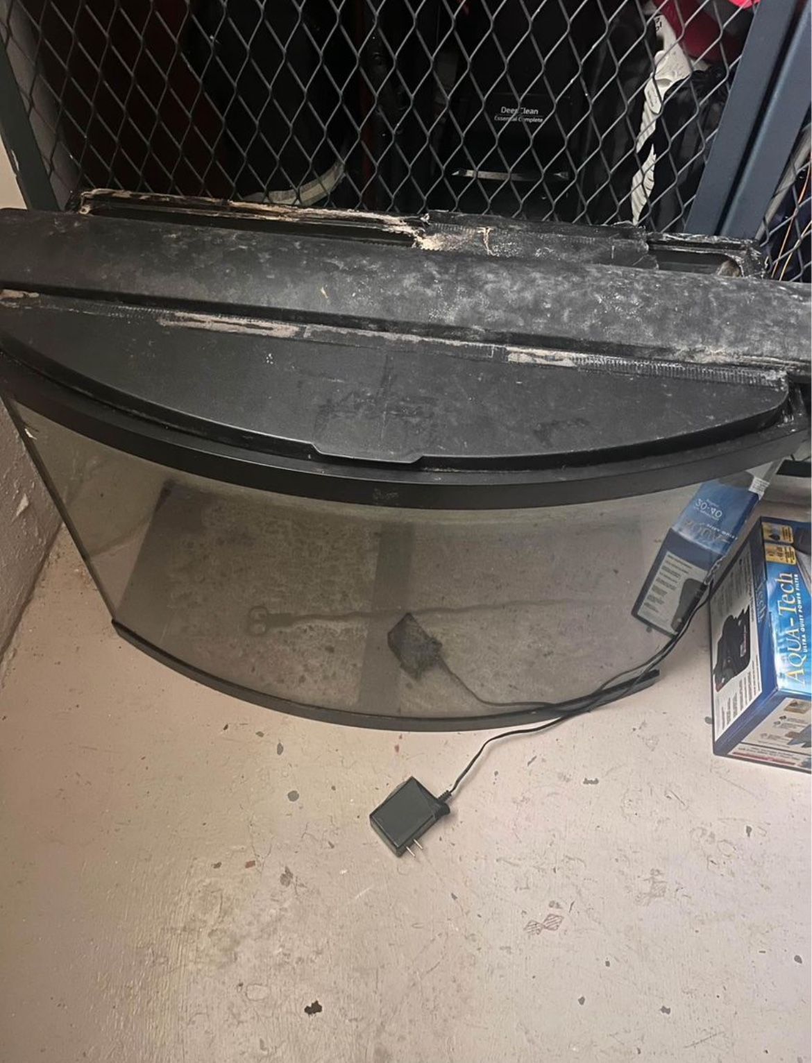36 Gallon Bow Front Aquarium With Light And Filter.