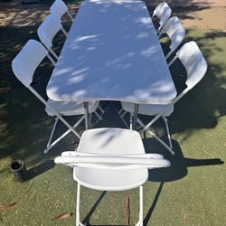 Sillas y mesas para parties/ chairs and tales for parties