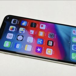EXCELLENT Unlocked IPhone X 64gb, Works With ANY COMPANY.  Att, T-Mobile, Metro pcs, Cricket, Verizon and Overseas. Comes with charger and cable.   In