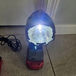 FLASHLIGHT.   LAMPARA 