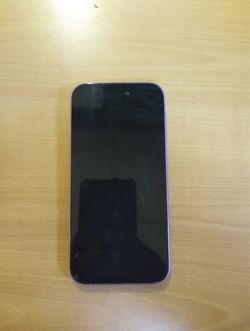 iPhone 16- pink