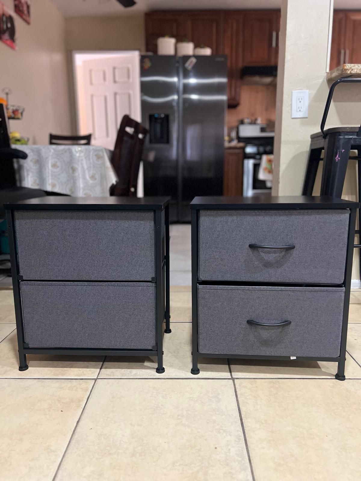 2 End Table New $40