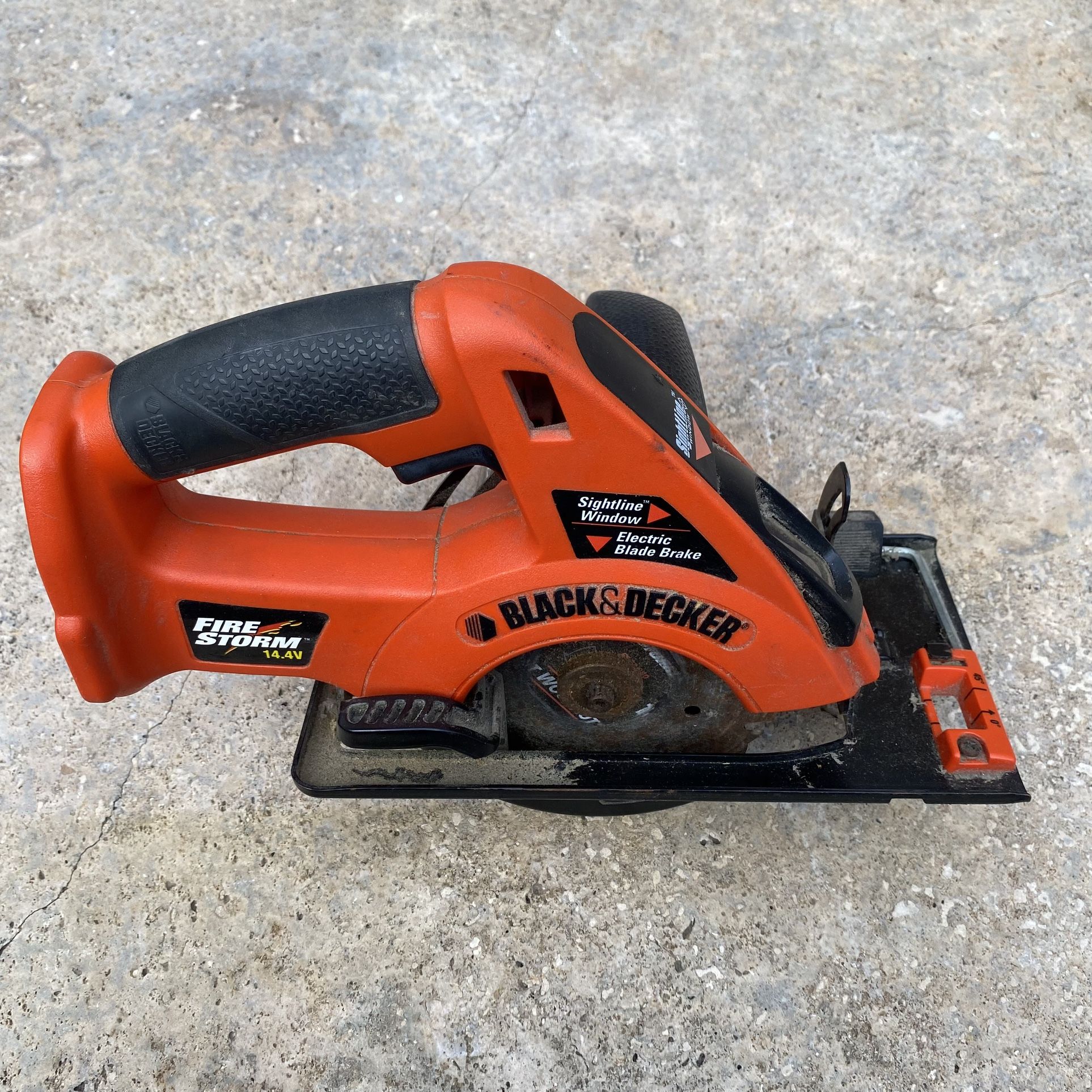 Black & Decker Fire Storm 14.4V CS144 Cordless Circular Saw Bare Tool