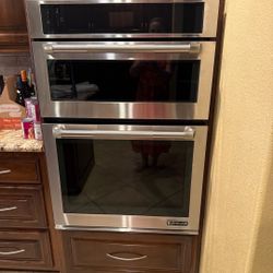 Jenn-Air Built In Microwave Oven Combo