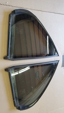 Used 05 Ls430 Rear Door  Corner Glass 