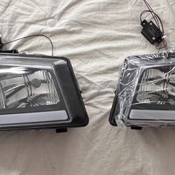 2003-2006 Chevy Silverado Headlights