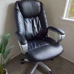 Office / Dorm  Furniture
