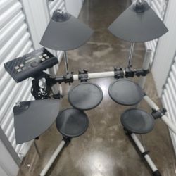 Yamaha DTX Drum Set, (missing  drum bass and high-hat pedal 