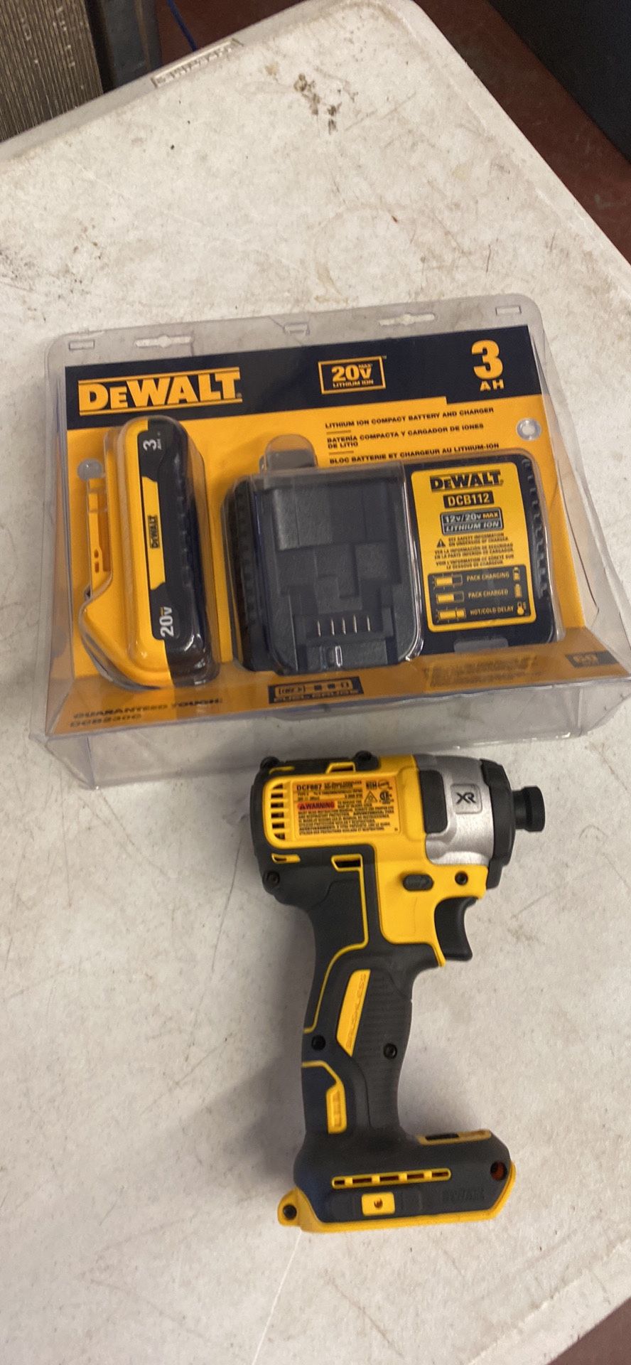 DEWALT 20 Volt MAX XR Cordless Brushless Speed 1/4 Impact