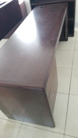 Wood desk great condition