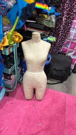 Sewing mannequin