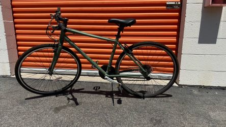 Atlas Fitness hybrid bike