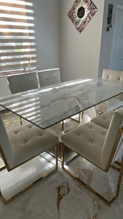 Dining table from eldorado with chairs