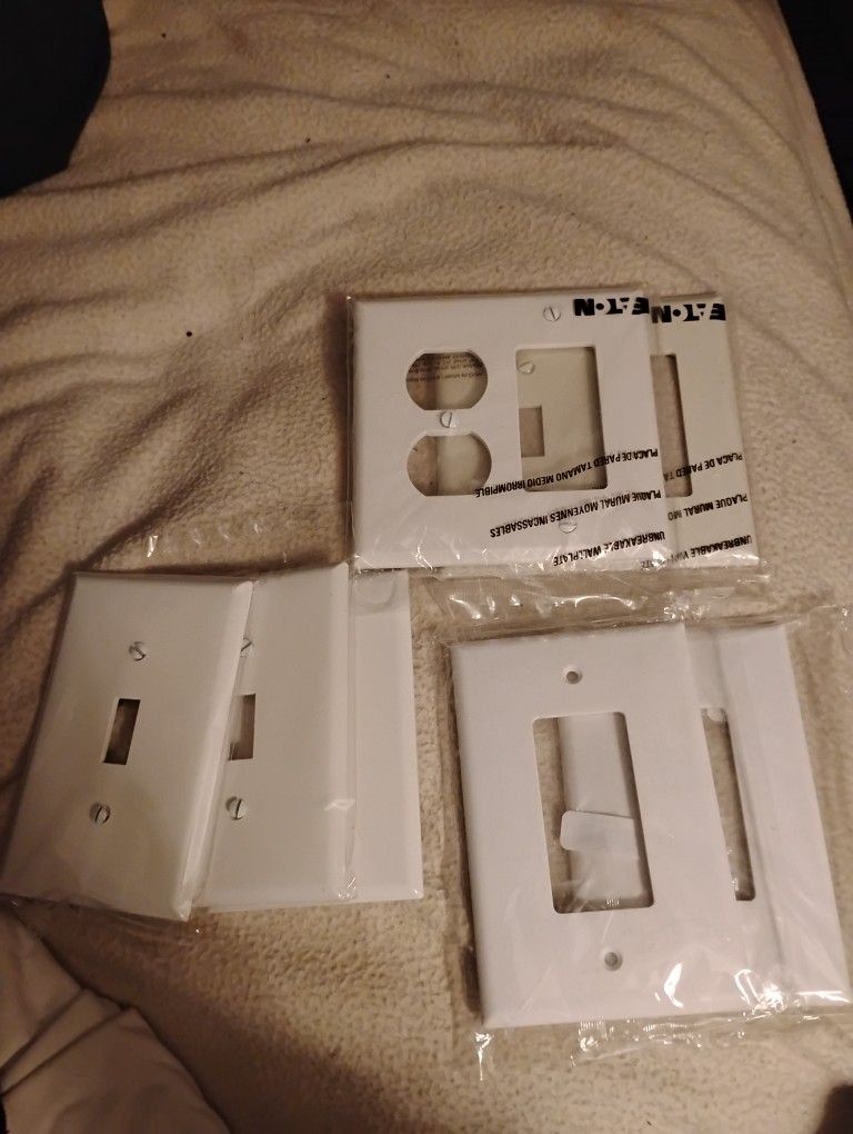 EATON WALLPLATES 7 ASSORTED SIZES 