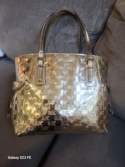 MICHAEL KORS VINTAGE GOLD PURSE