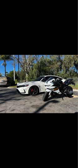 FL5 Type R 19x9.5 ET60 Wheelset OEM W Tires