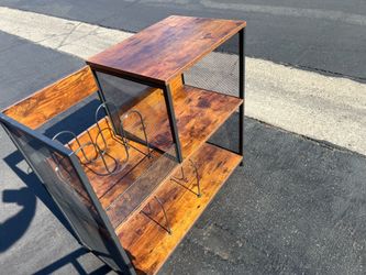 Vinyl record stand