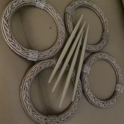 Brooches For Cortain Decor