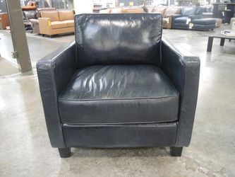 Rocky Mountain Leather Black Leather Track-Arm Club Chair