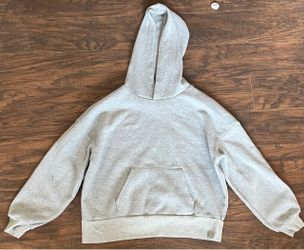 Women’s light grey hoodie
