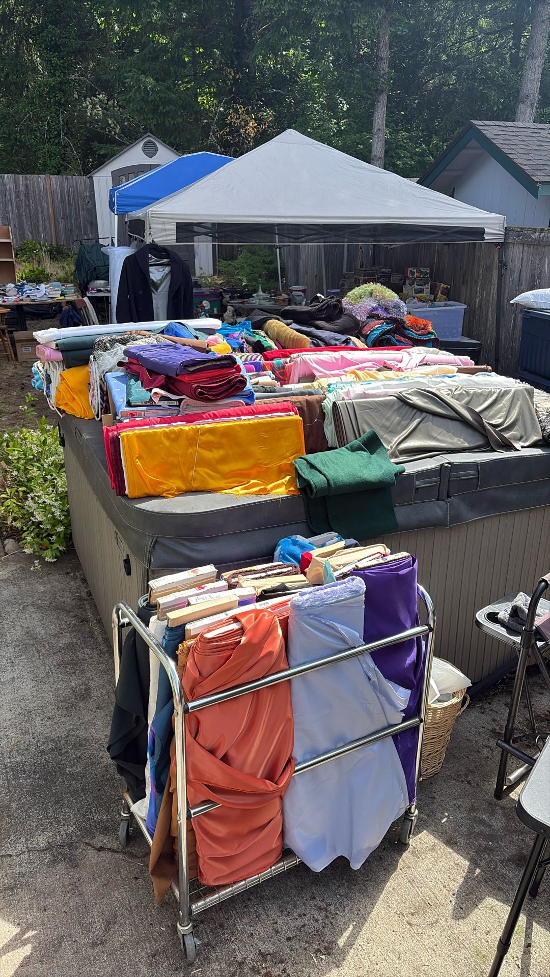 Yard Sale 1614 Mapleridge Dr Ne