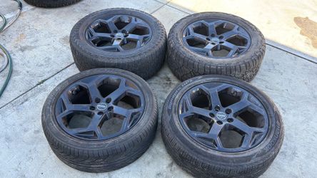 Land Rover or Range Rover Sport 20 Inch Black wheels with old tires 5x120mm Lug pattern