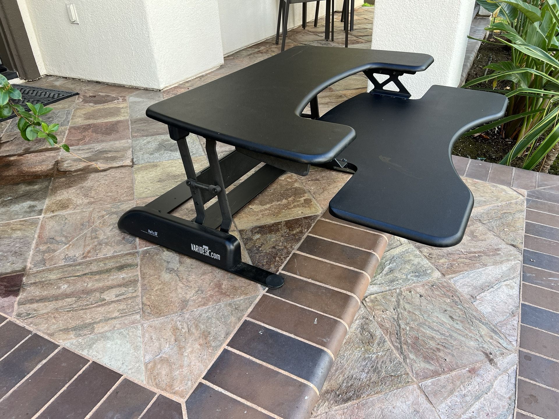 Varidesk 36”